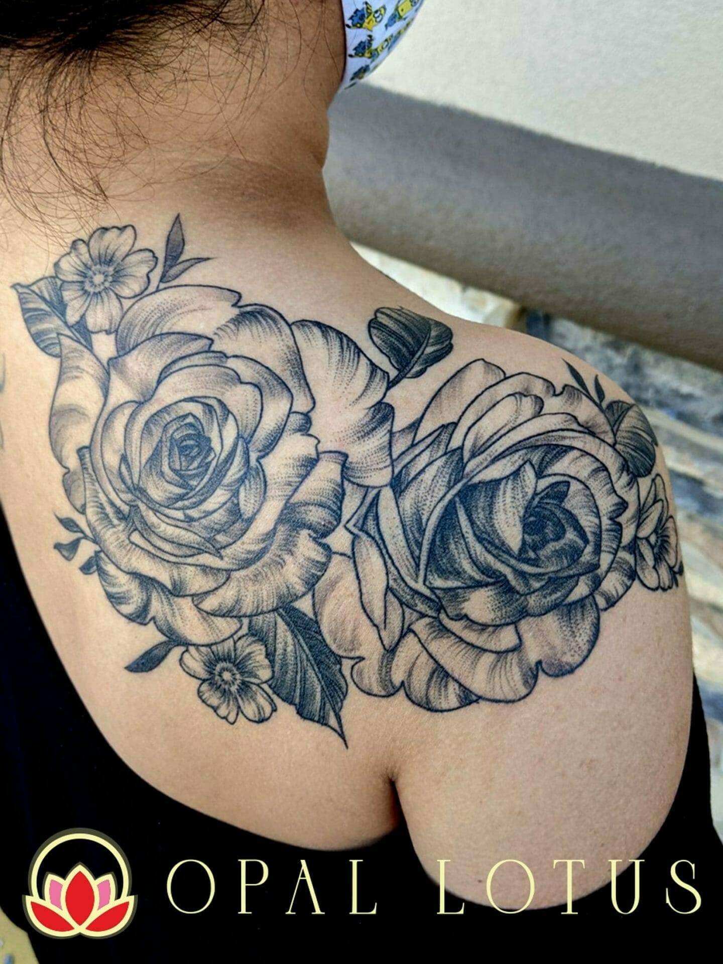 flower shoulder tattoos